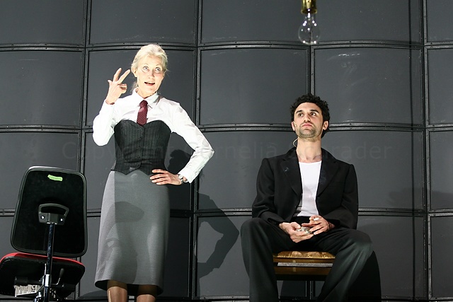 Wer einmal aus dem Blechnapf frist