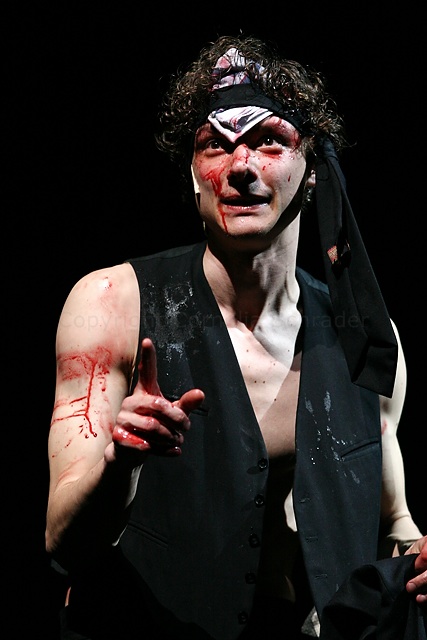 Wer einmal aus dem Blechnapf frist