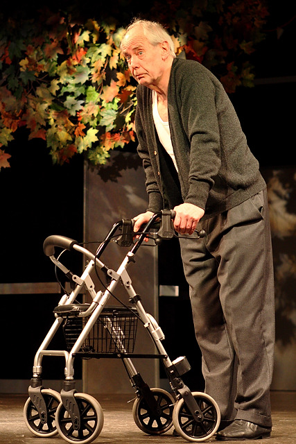 Atschueuess. mien Leev