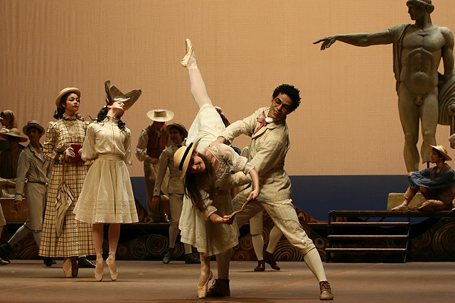 Daphnis Und Cloe  Der Nachmittag Eines Fauns  Le Sacre